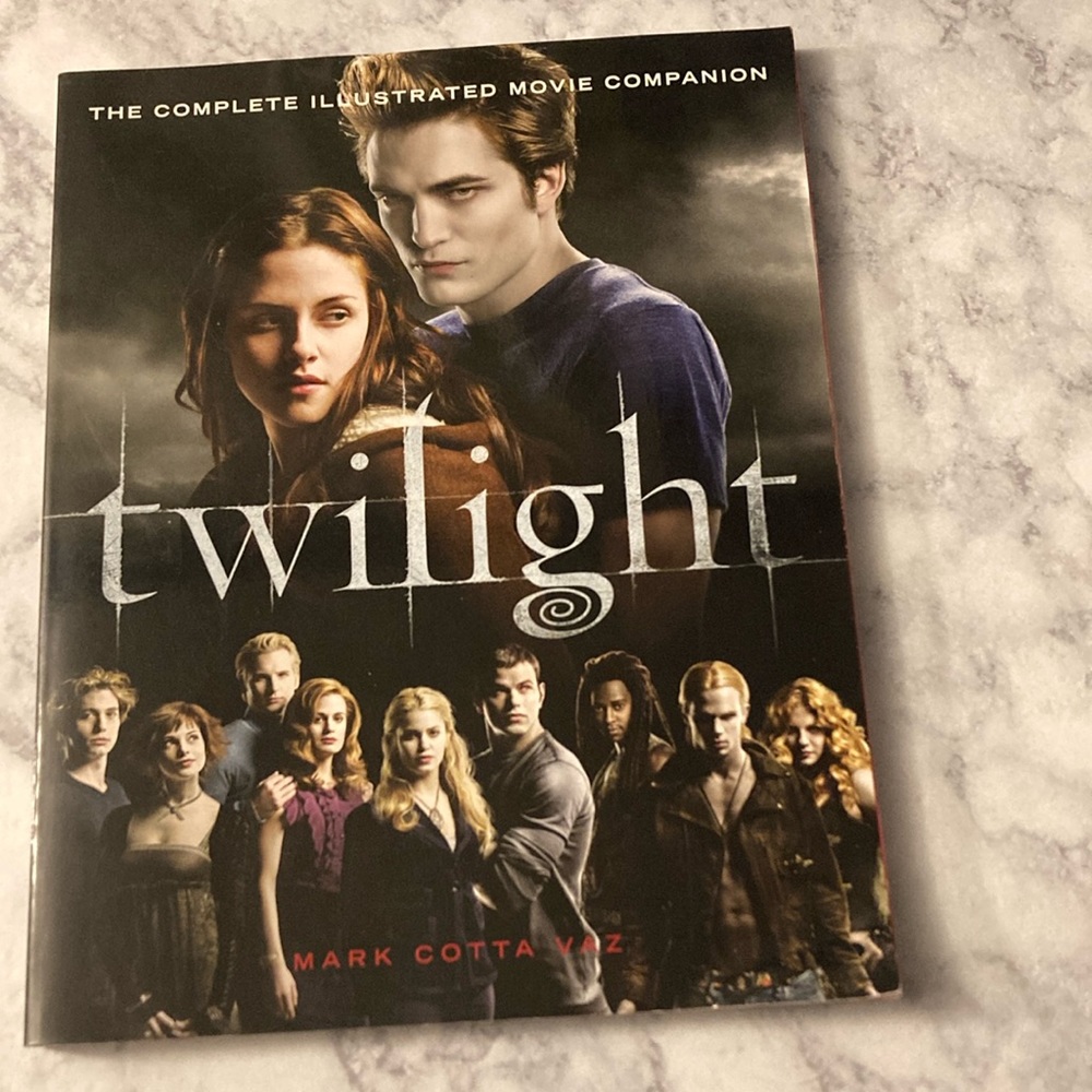 Twilight Movie Companion Book